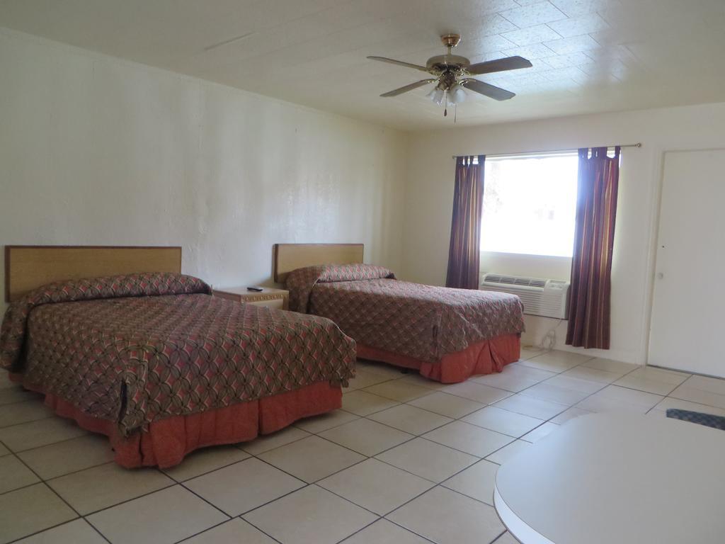 Sunset Inn- Fort Pierce, Fl 客房 照片