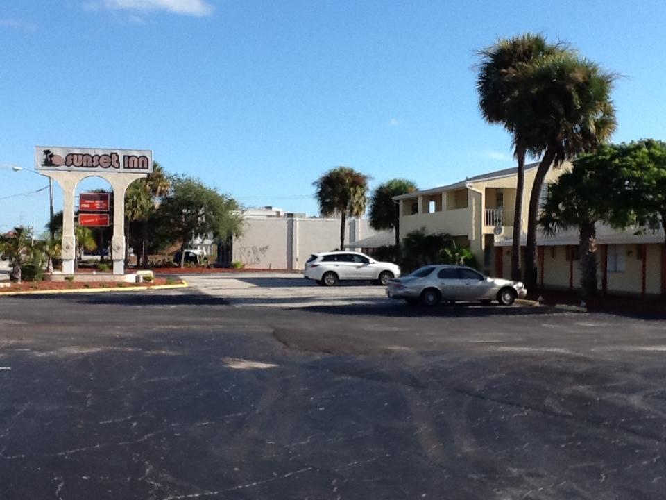 Sunset Inn- Fort Pierce, Fl 外观 照片